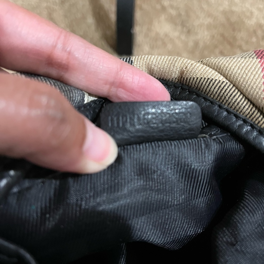 BURBERRY CANVAS HOBO - Picture 12 of 15